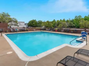 Best Western Potomac Mills - Pool