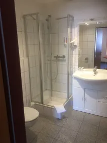 Hotel Walker am Stadtpark - Badezimmer