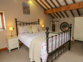 Barn Owl Cottage At Crook Hall Farm - Interior