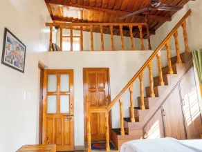 Sundew N Lake Homestay - Rom