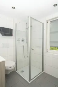 Hotel Garni BURG WALDENSTEIN - Badezimmer