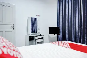 Hotel O Padang City Center Near Pantai Padang Formerly Hotel Siti Nurbaya - Room
