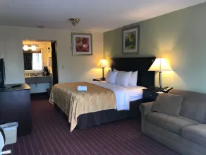 Quality Inn Huntingburg - Jasper - Room