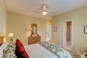 30 Ocean Point - Room