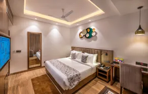 Lords Eco Inn Dehradun - Room