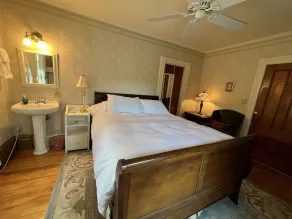Cheney House Bed & Breakfast - Quarto
