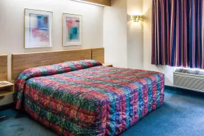 Rodeway Inn Salem Northgate - Chambre