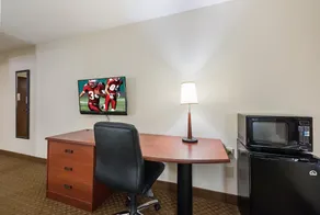 Red Roof Inn Etowah – Athens, TN - Chambre