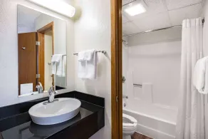 Baymont by Wyndham Gillette - Salle de bain