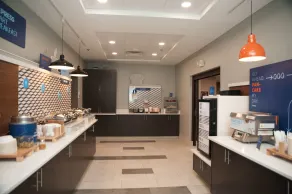 Holiday Inn Express Hotel & Suites Norfolk by IHG - Restaurant
