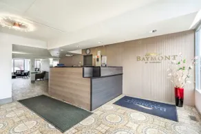Baymont by Wyndham - Chicago - Addison - O'Hare - Lobby
