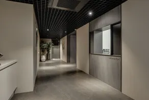 Two H Hotel - Receção