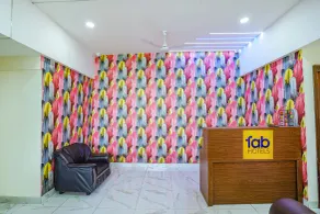 FabHotel Aishwarya Inn - Réception