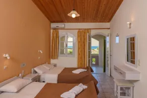 Hotel Kiklamino - Room