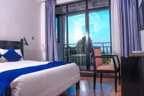 The Hotel Ezri - Habitación