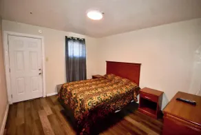 Motel 19 By Capital O Baytown I-10 - Rum