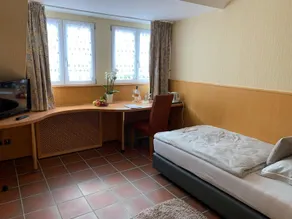 Burg Wassenberg - Quarto