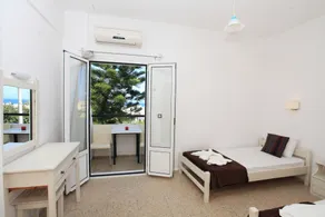 Iraklis Apartments - Chambre