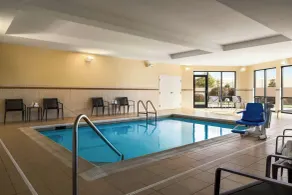Courtyard by Marriott Burlington Mt. Holly Westampton - Piscine