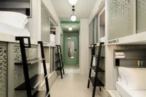 Coeo Hernan Ruiz Rooftop Pool Hostel - Chambre