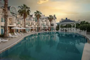 Seahorse Deluxe Hotel - Piscina