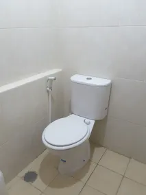 Apartemen Green Lake View Ciputat by Alfa Rooms - Badeværelse