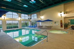 Homewood Suites by Hilton Buffalo Airport - Piscine