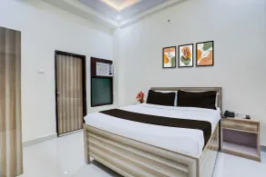 OYO Collection O Kalyanpur Metro Station - Chambre