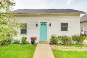Mississippi River Retreat w/ Views: Walk to Water - Innenbereich
