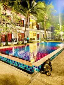Baan Phu Chalong Place - Pool
