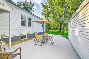 Idyllic Springfield Haven w/ Screened Porch! - Innenbereich