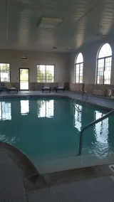 Quality Inn & Suites Mount Vernon - Pool