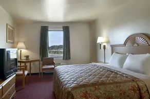 Days Inn by Wyndham Centre - Rum