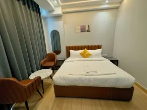 Lime Tree Hotel Sector 51 Gurgaon - Camera