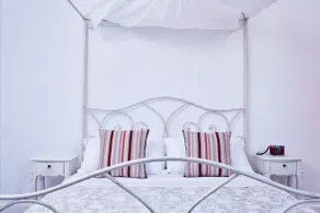 Orabel Suites Santorini (Adults Only) - Chambre