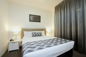 The Capitol Apartments - Room