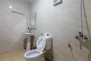 Green garden house - Bathroom