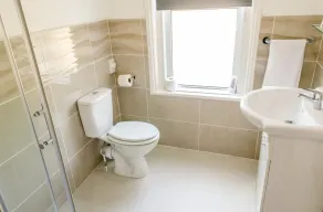 The Avenue - Bagno