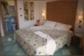 City Hotel - Room