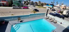 Beachwalker Inn & Suites - Piscine