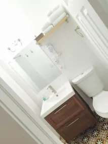 Oasis Hotel - Bathroom