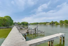 Hot Tub, Boat Slip & Arcade Games! Lake Anna Home - Innenbereich
