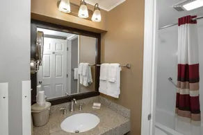 Red Roof Inn and Suites Herkimer - Badrum