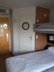 Première Classe Annemasse Ville La Grand - Room