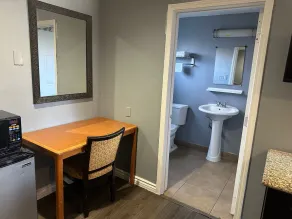 Driftwood Motel - Colton - Chambre