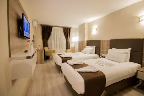 Business Han Hotel - Room
