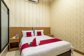 RedDoorz Syariah @ Danau Kerinci Sawojajar - Room