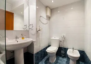 Excelsior Hotel Timisoara - Bathroom