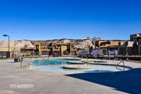 Red Rock Vista - Basseng