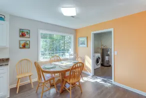 'the Old Parsonage' Pindall House w/ Patio! - Innvendig